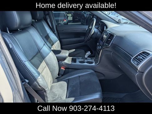 Used 2020 Jeep Grand Cherokee Altitude AWD/4WD image 38