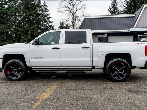 Used 2018 Chevrolet Silverado 1500 LTZ Z71 w/ Redline Edition image 23
