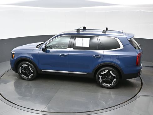 Used 2024 Kia Telluride S w/ S Sunroof Package FWD image 37
