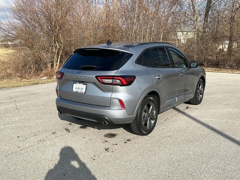 Used 2024 Ford Escape ST-Line image 6