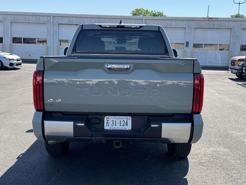 Used 2024 Toyota Tundra Limited w/ Power Package AWD/4WD image 22