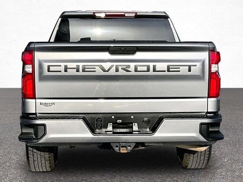 Used 2021 Chevrolet Silverado 1500 Custom AWD/4WD image 6