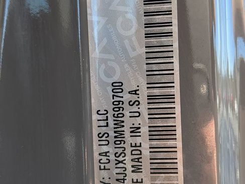 Used 2021 Jeep Wrangler Unlimited Rubicon image 36