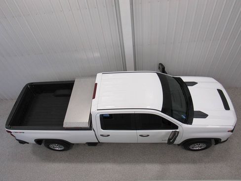 Used 2022 Chevrolet Silverado 2500 W/T w/ WT Fleet Convenience Package AWD/4WD image 8