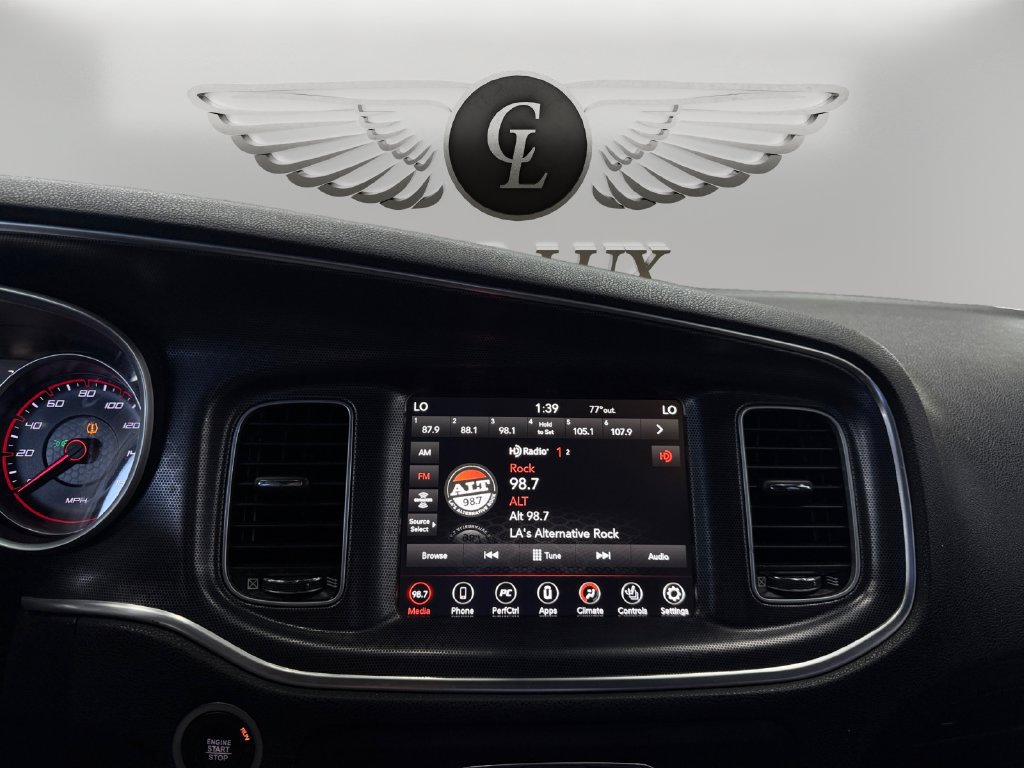 Used 2018 Dodge Charger R/T w/ Beats Audio Group RWD image 22