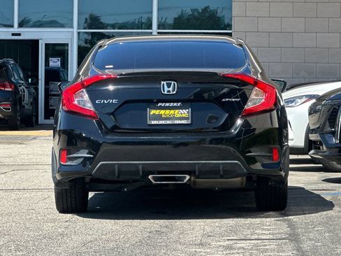Used 2020 Honda Civic Sport image 5