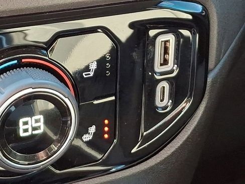 Used 2024 Chevrolet Silverado 2500 LT w/ All Star Edition image 28