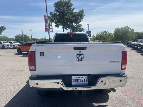 Used 2017 RAM 2500 Tradesman w/ Chrome Appearance Group AWD/4WD image 29