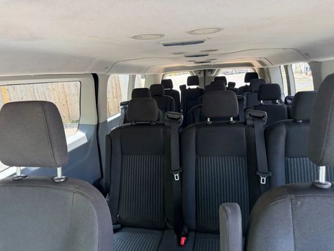 Used 2017 Ford Transit 350 XLT RWD image 27