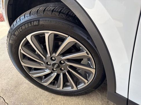 Used 2025 Lincoln Corsair Reserve w/ Equipment Group 202A image 42