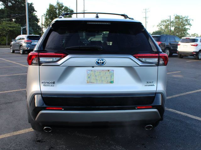 Used 2019 Toyota RAV4 XSE w/ XSE Weather Package AWD/4WD image 6