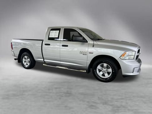 Used 2019 RAM 1500 Express RWD image 2