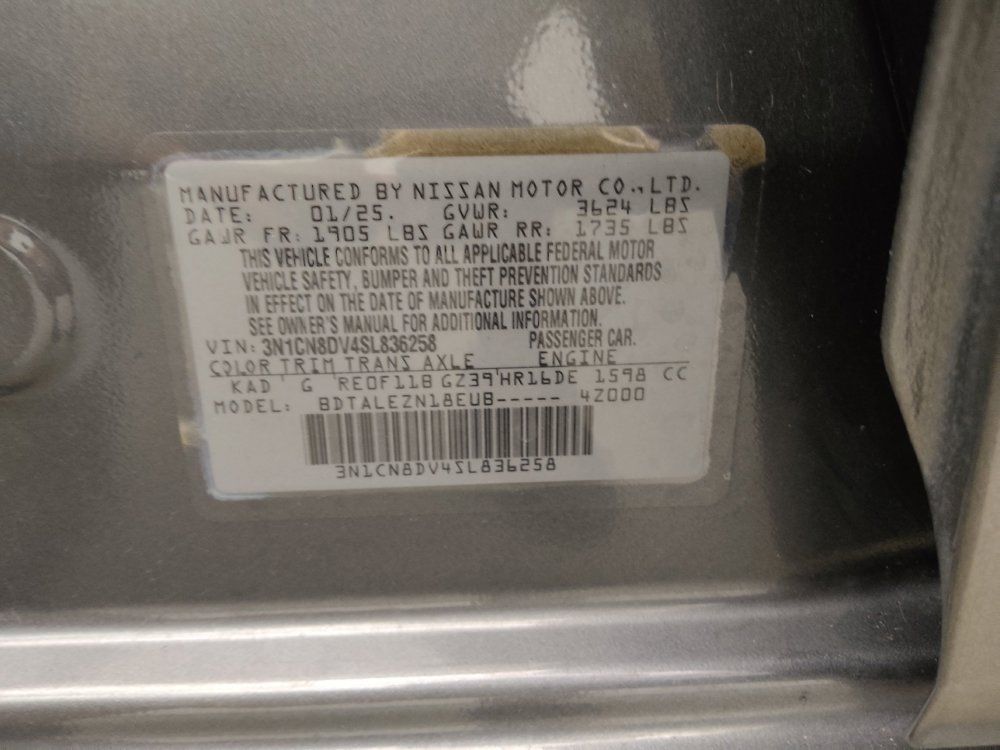 Used 2025 Nissan Versa S FWD image 33