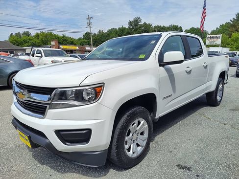Used 2019 Chevrolet Colorado LT AWD/4WD image 4