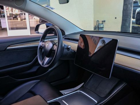 Used 2023 Tesla Model 3 Performance AWD/4WD image 19