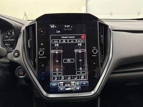 Used 2025 Subaru Crosstrek 2.5i Limited image 19