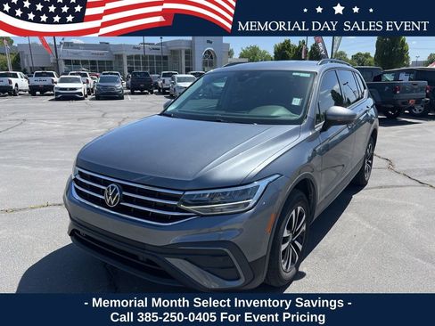 Used 2024 Volkswagen Tiguan S AWD/4WD image 2
