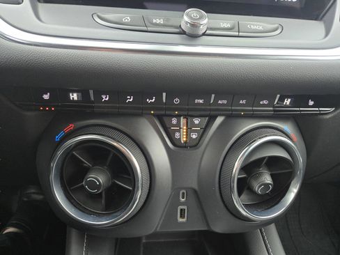 Used 2023 Chevrolet Blazer LT w/ Convenience Package image 24