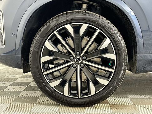 New 2026 Volvo XC90 B5 Plus w/ Protection Package AWD/4WD image 30