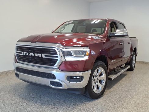 Used 2019 RAM 1500 4x4 Crew Cab Classic Big Horn image 1