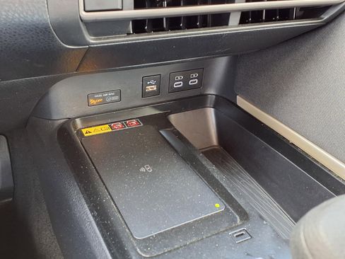 Certified 2025 Toyota Camry LE image 15