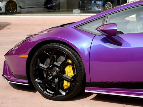 Used 2023 Lamborghini Huracan Tecnica RWD image 20