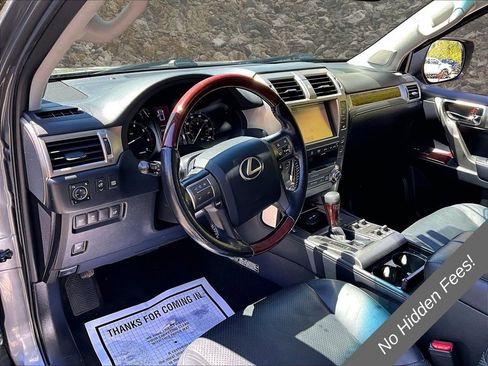 Used 2016 Lexus GX 460 Luxury w/ Preferred Accessory Package AWD/4WD image 11