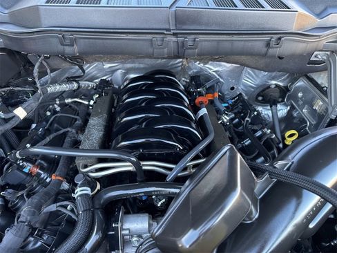 Used 2022 Ford F150 Lariat image 39