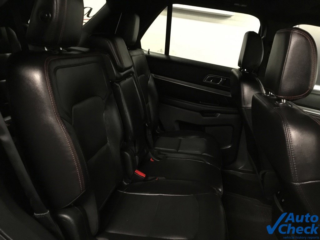 Used 2019 Ford Explorer Sport w/ Equipment Group 401A AWD/4WD image 35