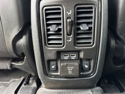 Used 2024 Dodge Durango R/T w/ Tow 'N Go Group AWD/4WD image 25