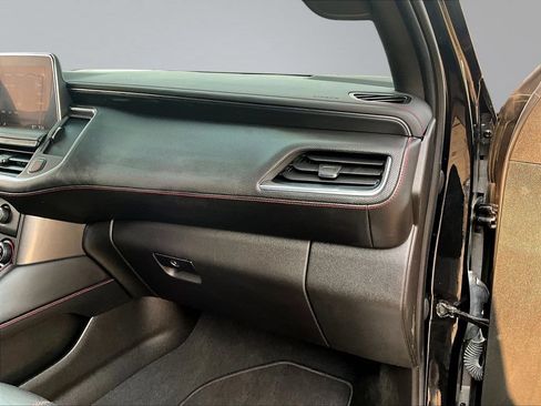 Used 2021 Chevrolet Tahoe RST AWD/4WD image 29