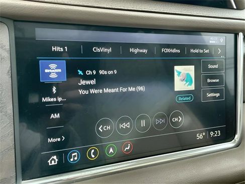 Used 2021 GMC Yukon Denali w/ Denali Premium Package image 14