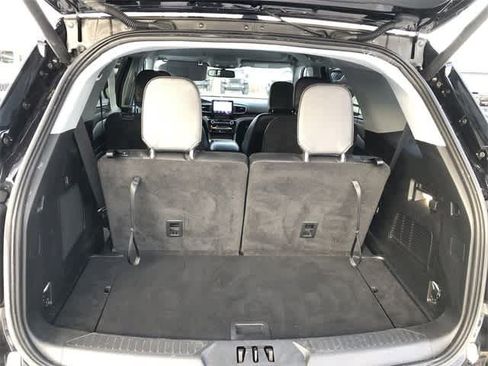 Used 2023 Ford Explorer Limited image 28