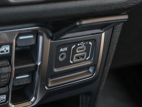 New 2026 Jeep Gladiator Sport image 20