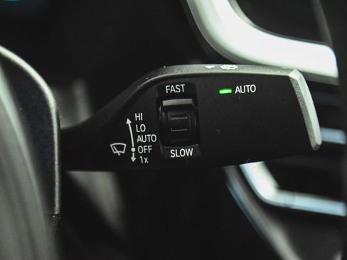 Used 2024 BMW Z4 sDrive30i w/ Shadowloine Package RWD image 32