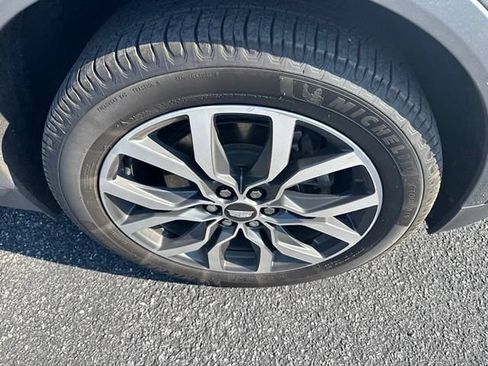 Used 2021 Cadillac XT5 Sportv AWD/4WD image 4