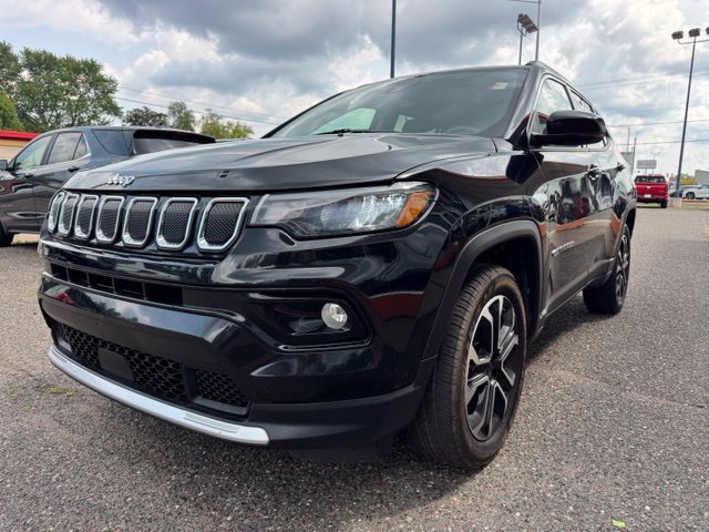 Used 2022 Jeep Compass Limited AWD/4WD image 3