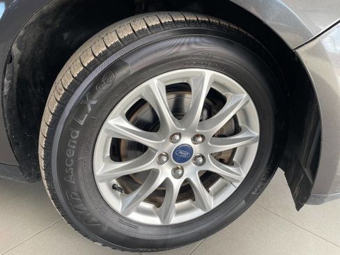 Used 2016 Ford Fusion S image 9