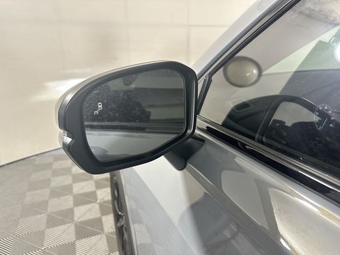 Used 2026 Honda CR-V Sport image 10