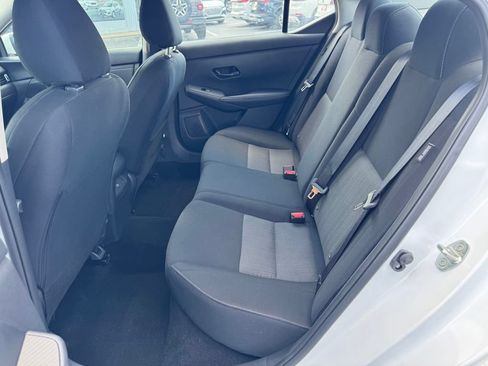 Used 2025 Nissan Sentra SV FWD image 13