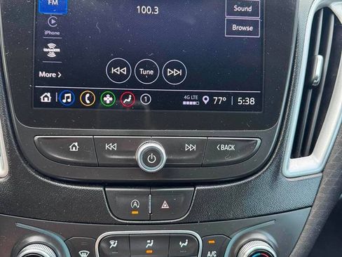 Used 2023 Chevrolet Malibu LT FWD image 13