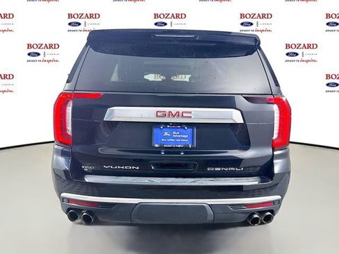 Used 2022 GMC Yukon Denali w/ Denali Premium Package image 7