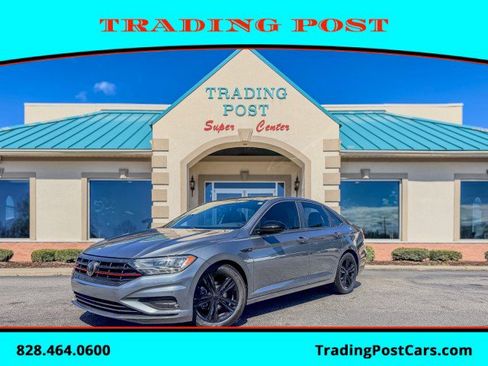 Used 2019 Volkswagen Jetta R-Line image 1