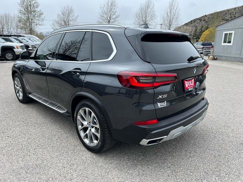 Used 2022 BMW X5 xDrive40i w/ Premium Package AWD/4WD image 3
