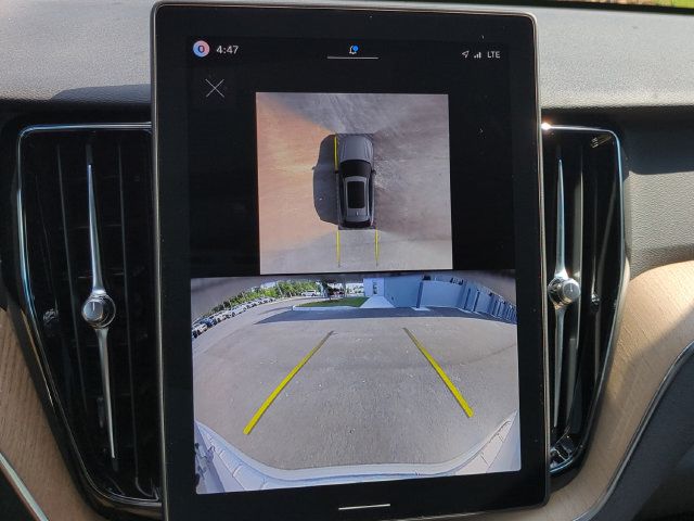 New 2026 Volvo XC60 B5 Plus AWD/4WD image 15