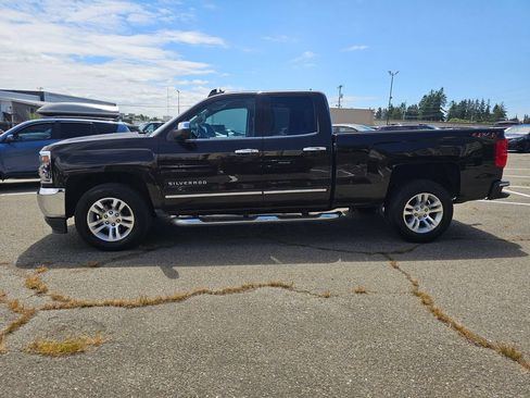 Used 2018 Chevrolet Silverado 1500 LTZ w/ LTZ Plus Package AWD/4WD image 5