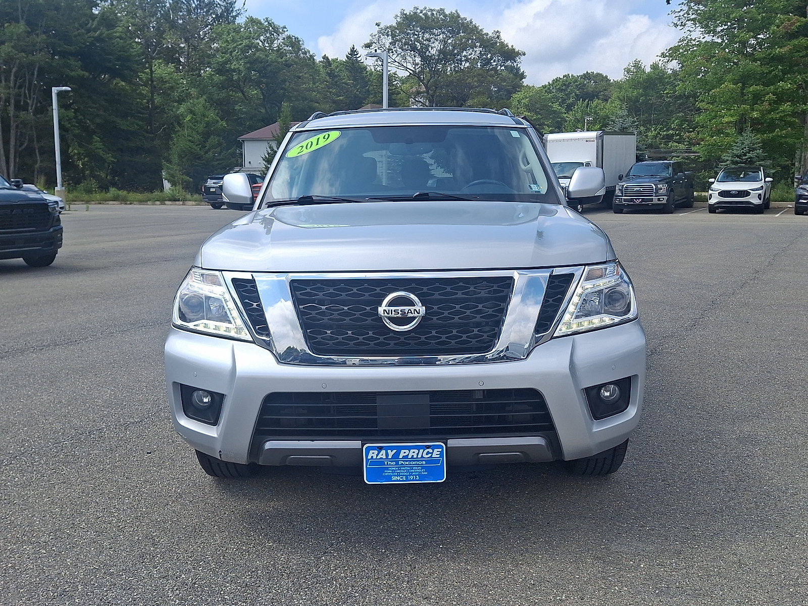 Used 2019 Nissan Armada SV w/ Driver Package AWD/4WD image 2