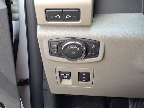 Used 2018 Ford F150 Lariat AWD/4WD image 20