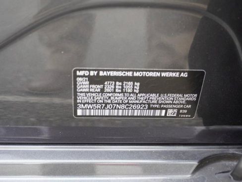 Used 2022 BMW 330i xDrive Sedan w/ Driving Assistance Package image 39