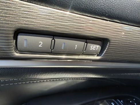 Used 2019 INFINITI QX60 Luxe image 15